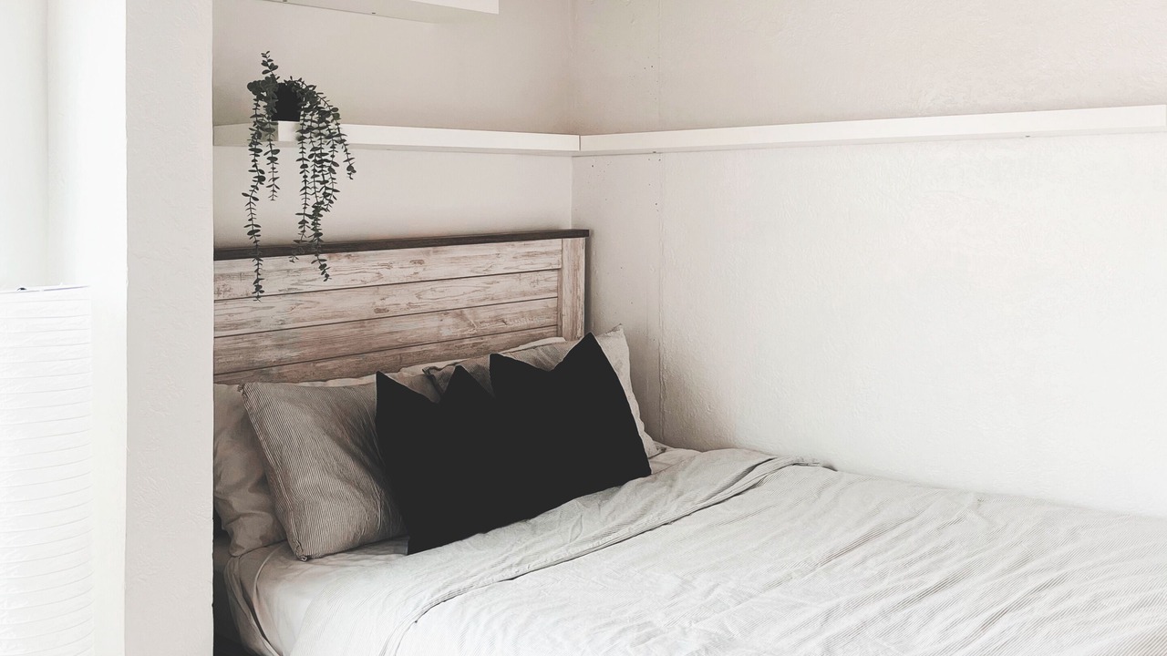 Photo of Bedroom in Jefferson Park