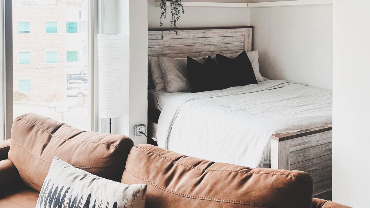 Photo of Bedroom in Jefferson Park