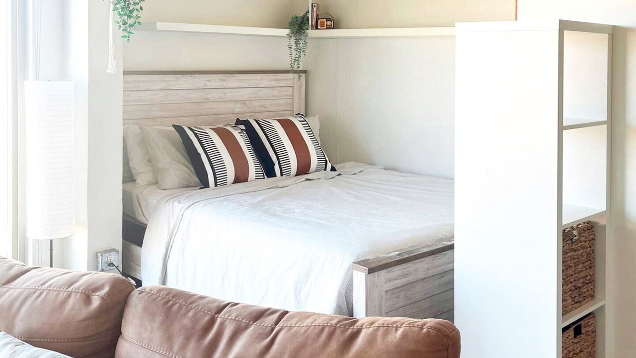 Photo of Bedroom in Jefferson Park