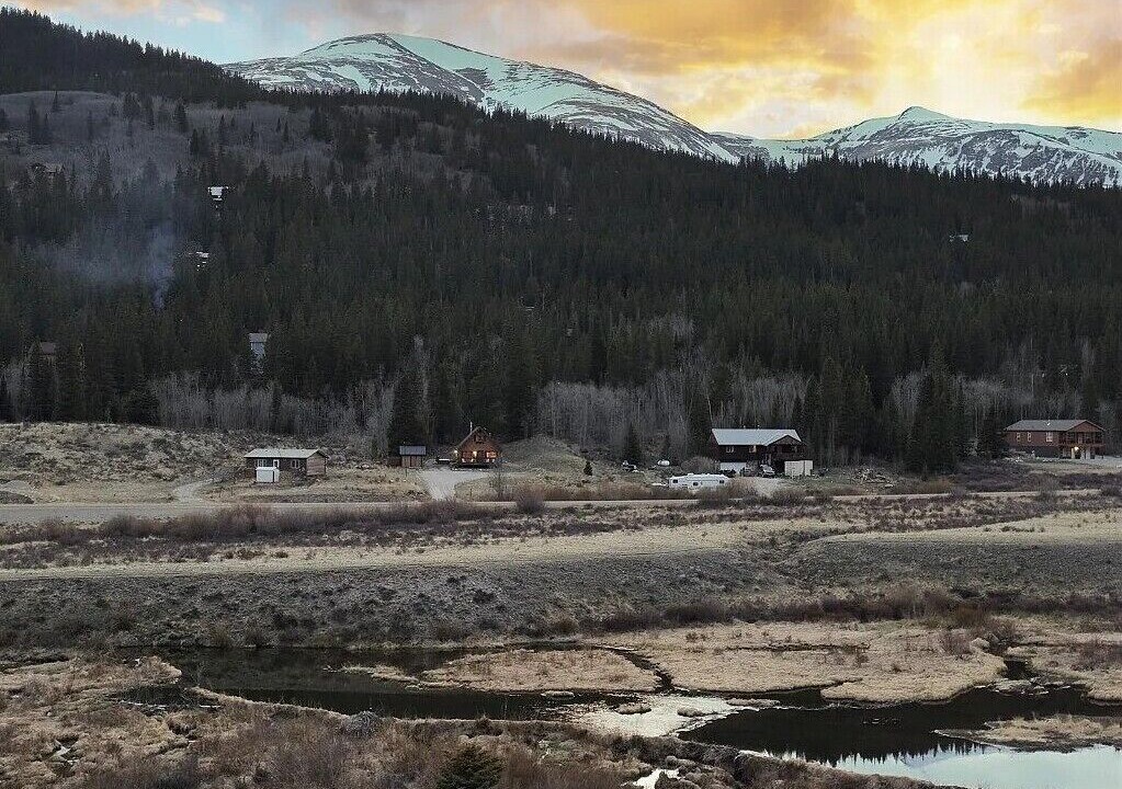 Photo of Others in Alma