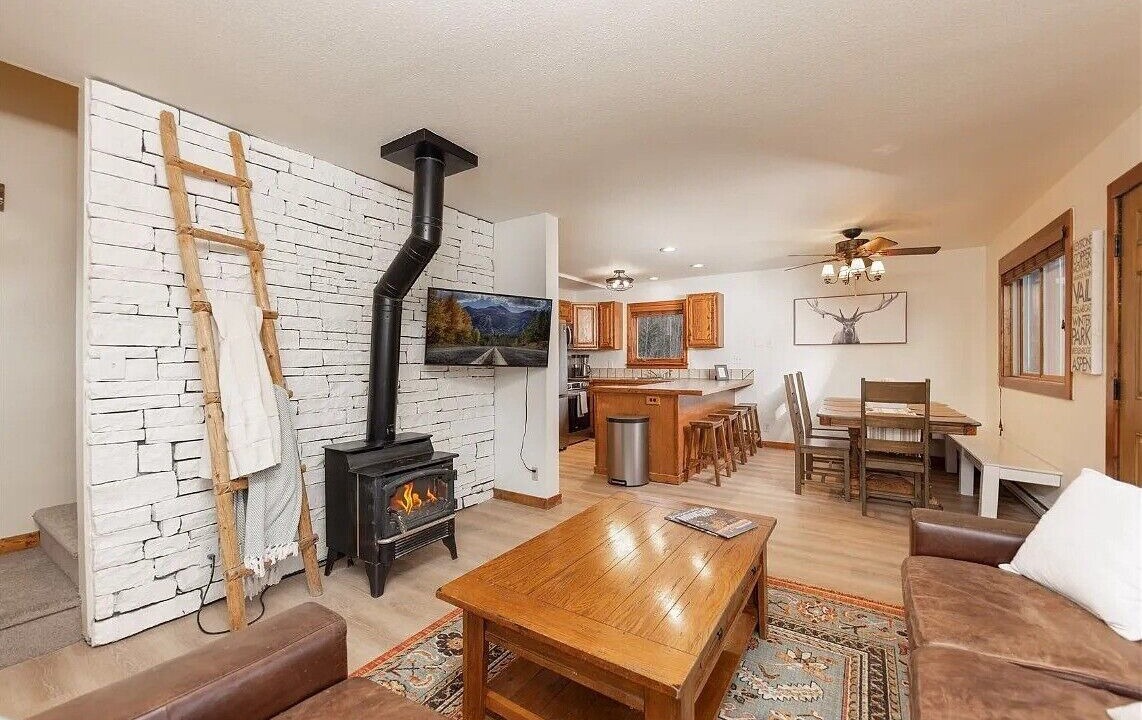 Photo of Livingroom in Alma