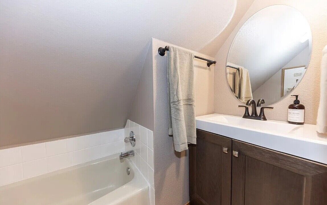 Photo of Bathroom in Alma