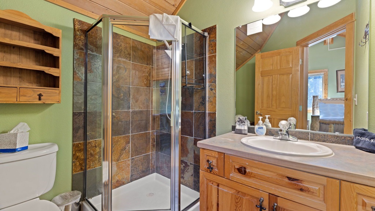 Photo of Bathroom in Fall River Estates