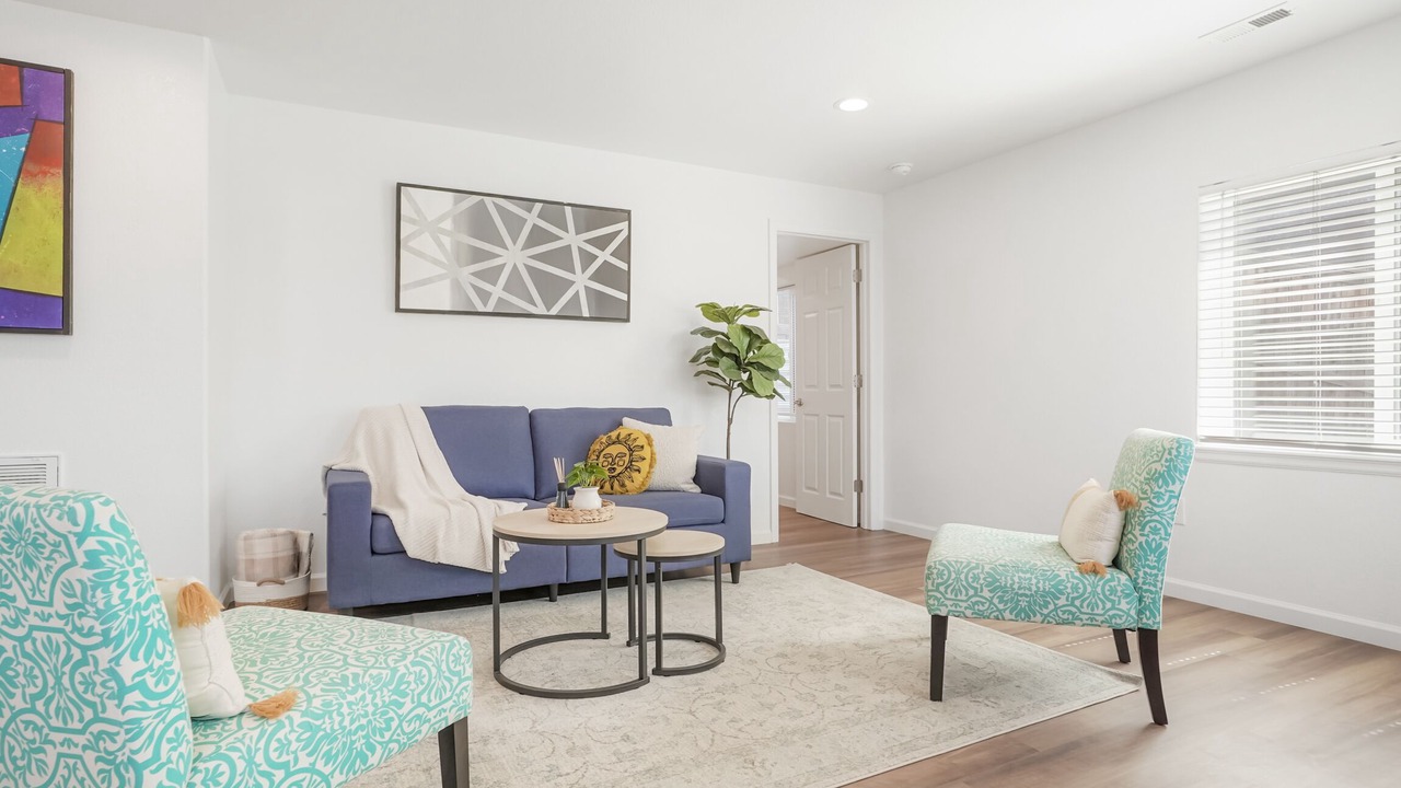Photo of Livingroom in Castle Rock