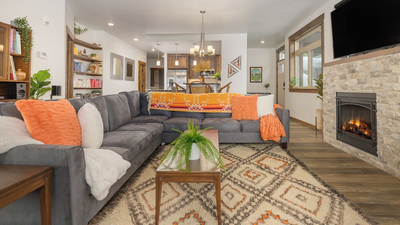Photo of Livingroom in Fraser