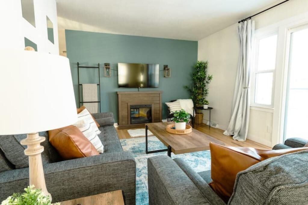 Photo of Livingroom in Englewood