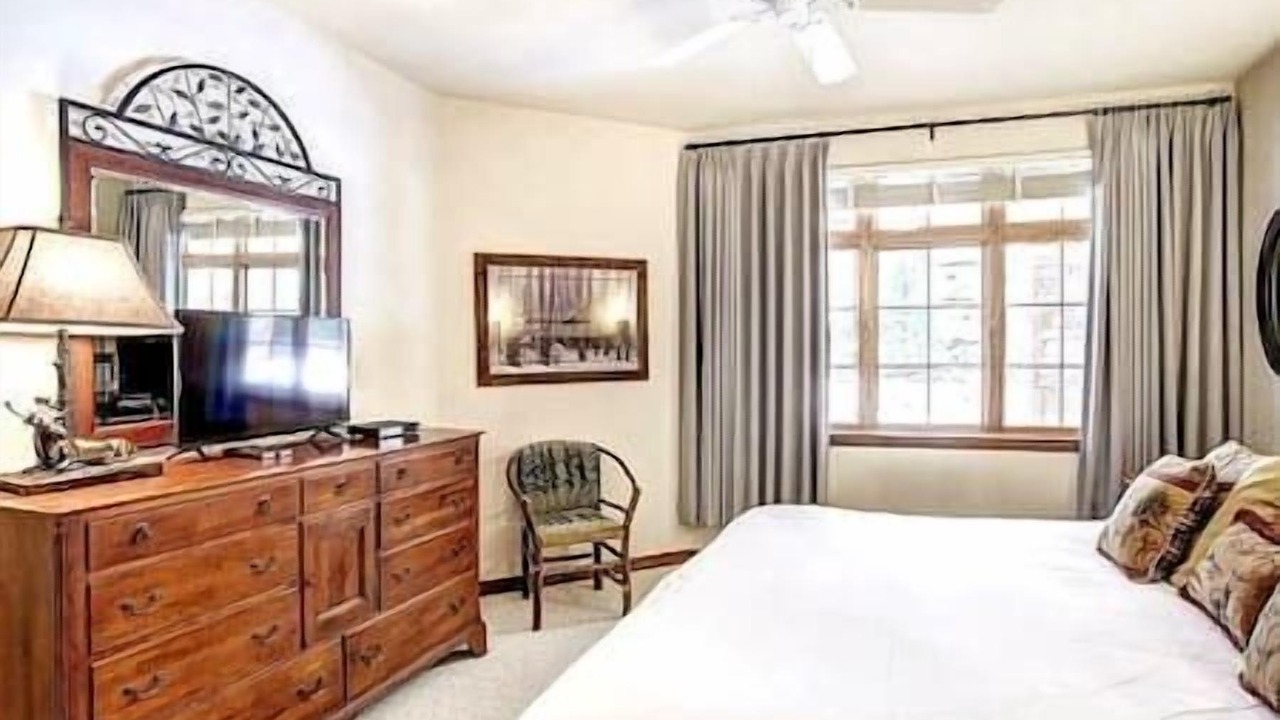Photo of Bedroom in Beaver Creek