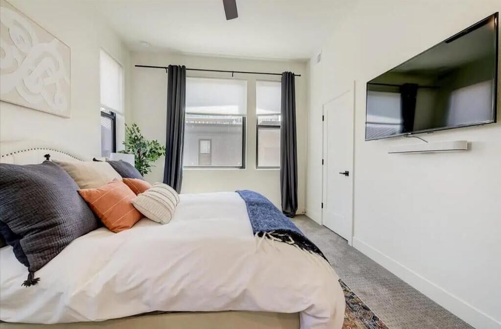 Photo of Bedroom in Curtis Park