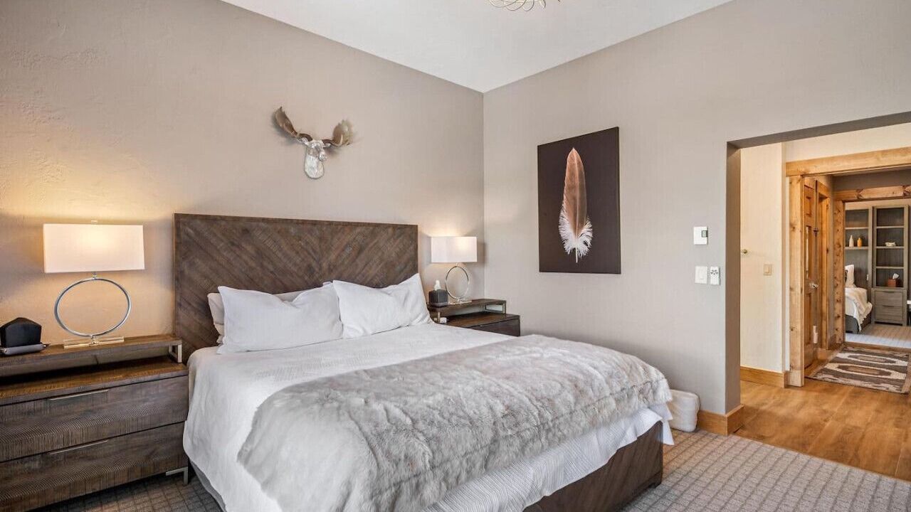 Photo of Bedroom in Avon