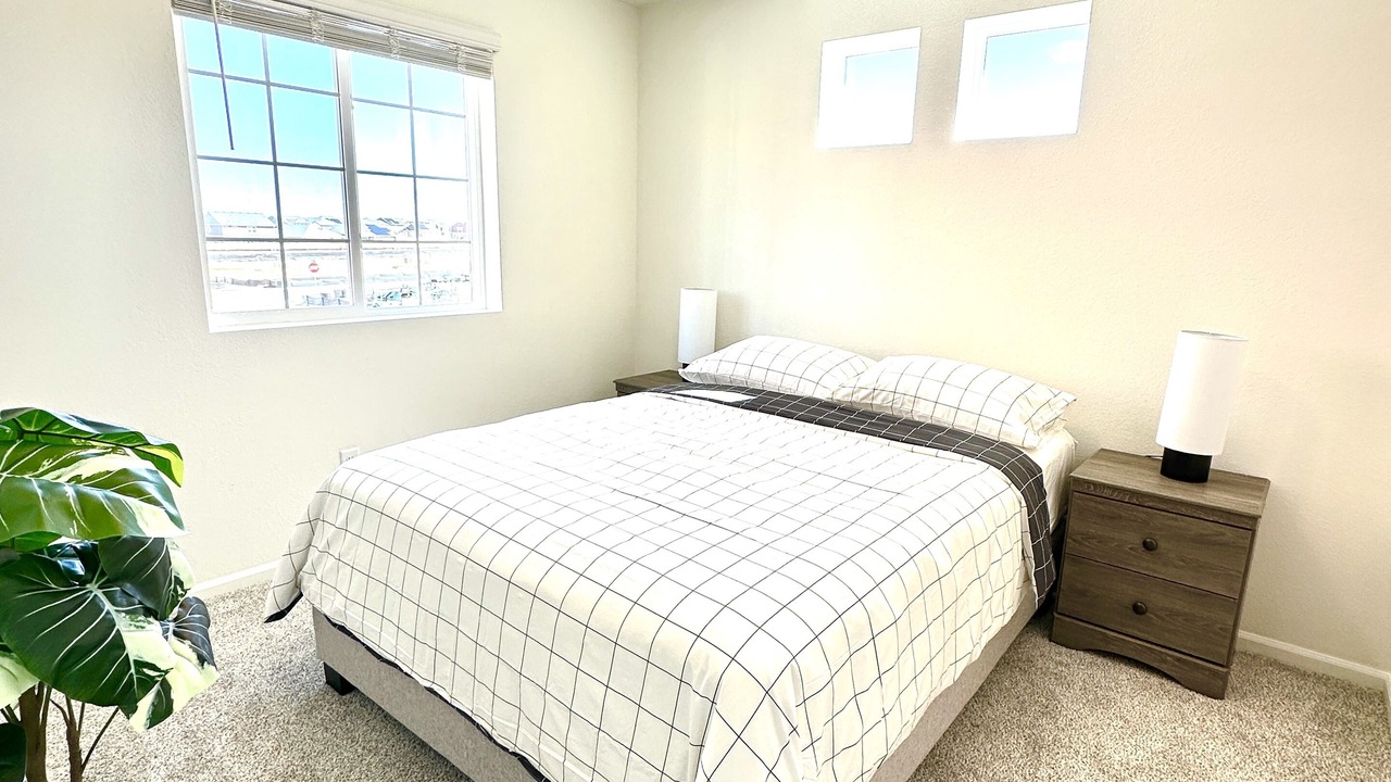 Photo of Bedroom in Aurora