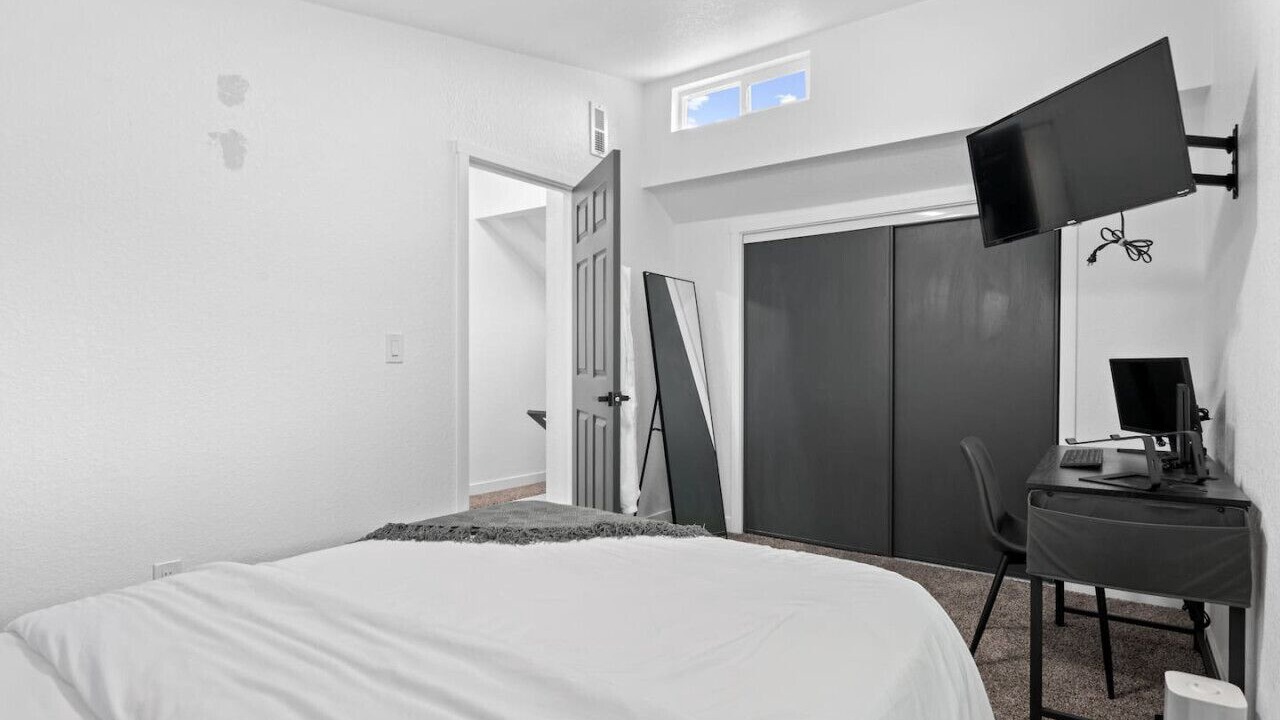 Photo of Bedroom in Berkley