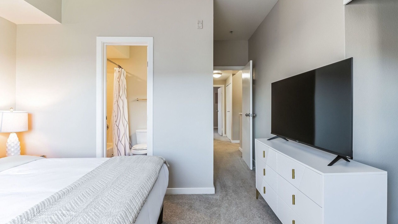 Photo of Bathroom in North Broadway - Holiday