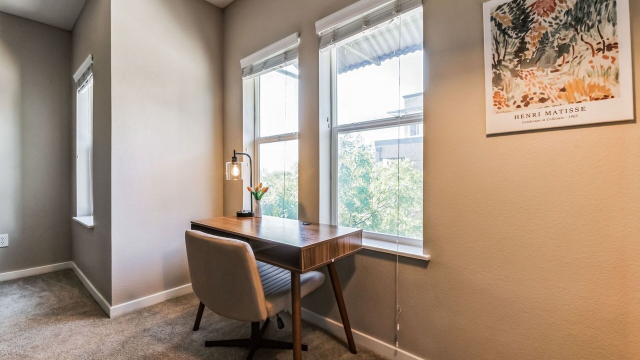 Photo of Bedroom in North Broadway - Holiday