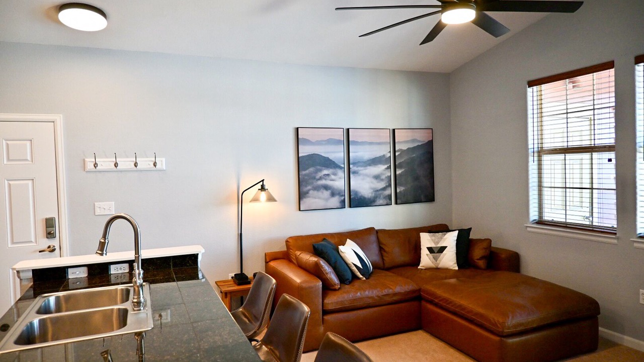 Photo of Livingroom in Silvercreek
