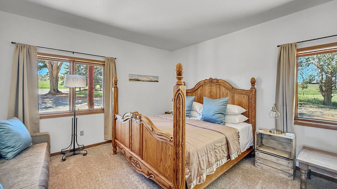 Photo of Bedroom in Lazear