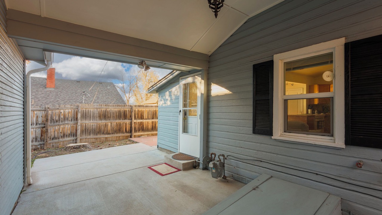 Photo of Outdoor in Englewood