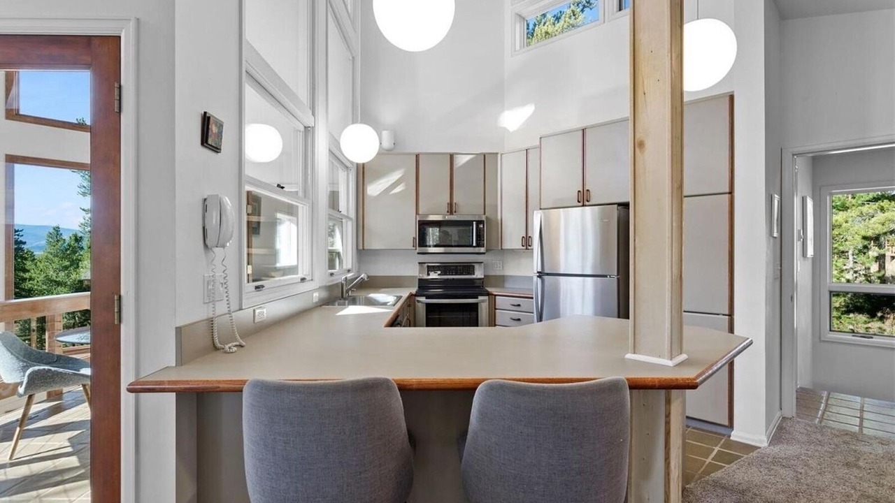 Photo of Kitchen in Sunset Ridge