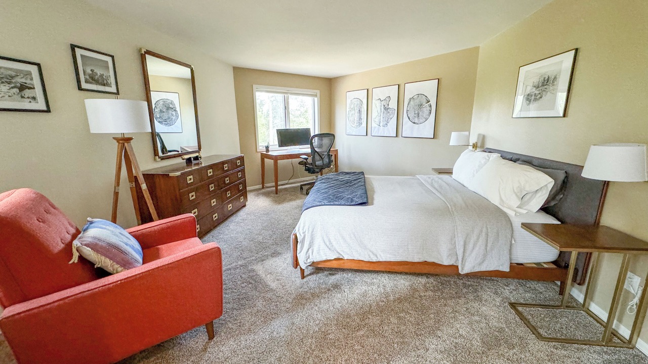 Photo of Bedroom in Sunset Ridge