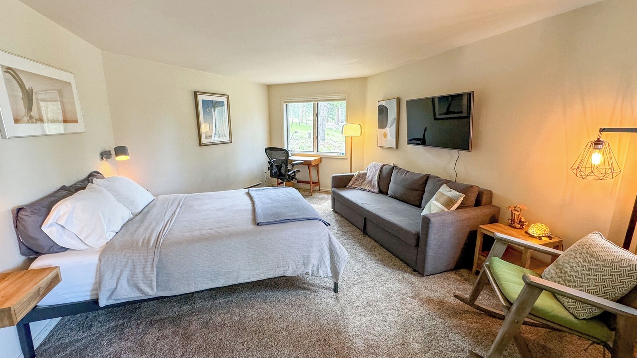Photo of Bedroom in Sunset Ridge