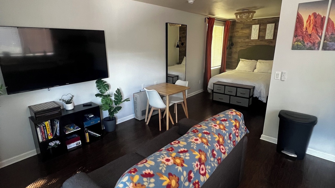 Photo of Bedroom in West Colorado Springs