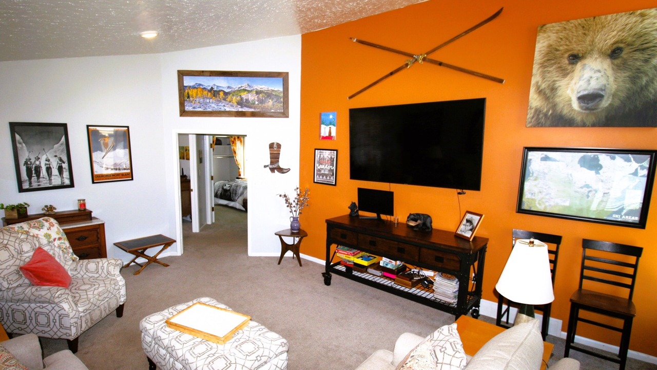 Photo of Livingroom in Lamar Heights Area