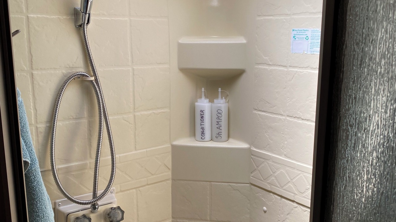 Photo of Bathroom in Navajo Dam