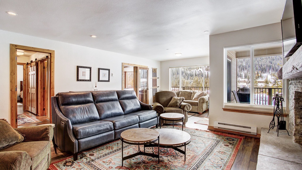 Photo of Livingroom in Mountain House