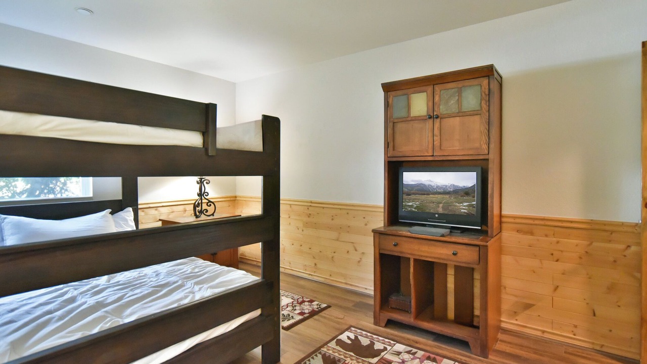 Photo of Bedroom in Mountain House