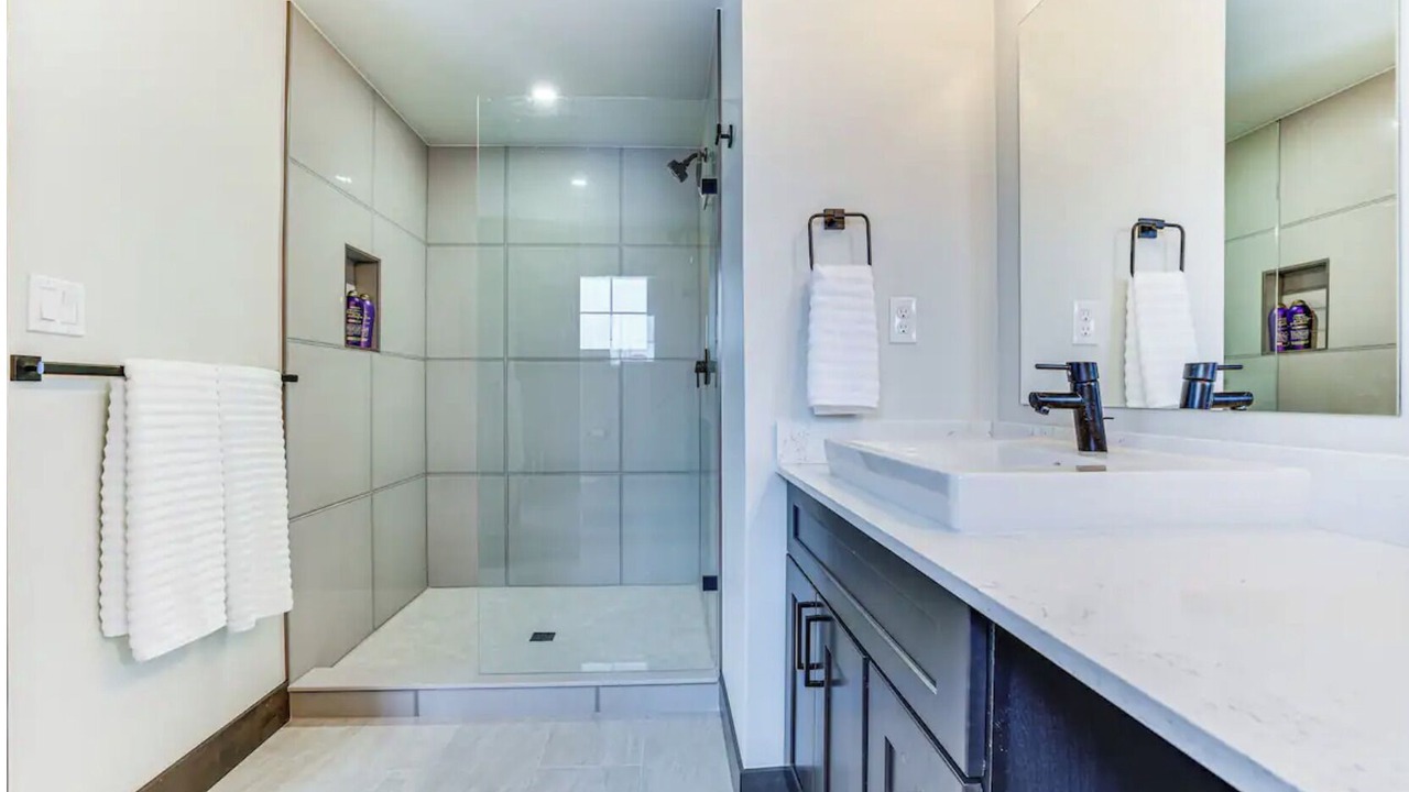 Photo of Bathroom in Three Peaks