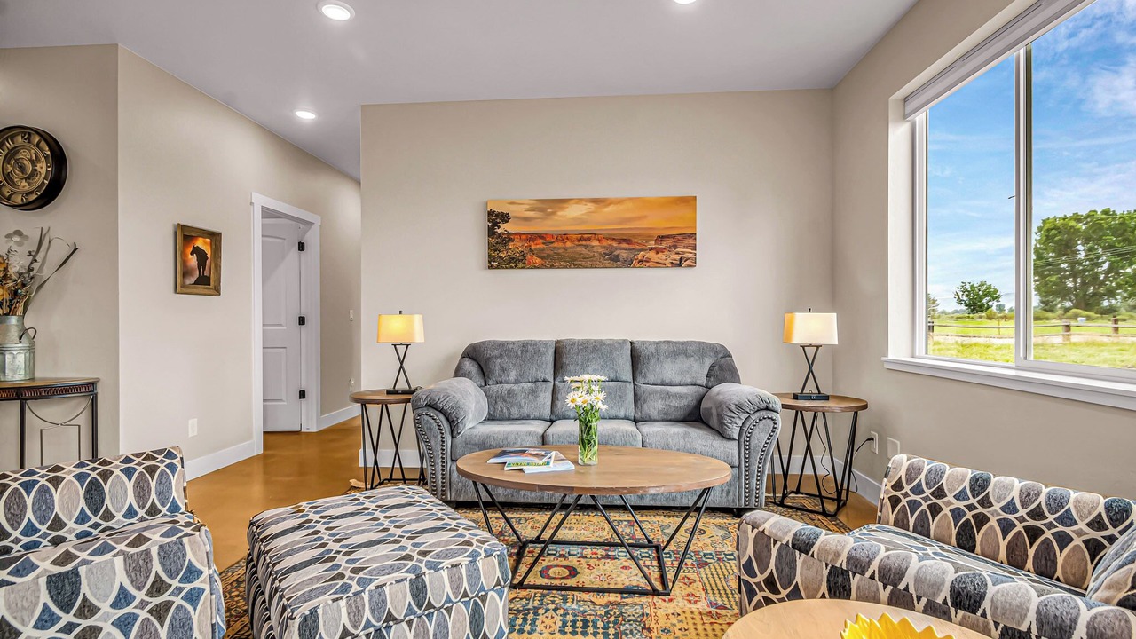 Photo of Livingroom in Mesa County
