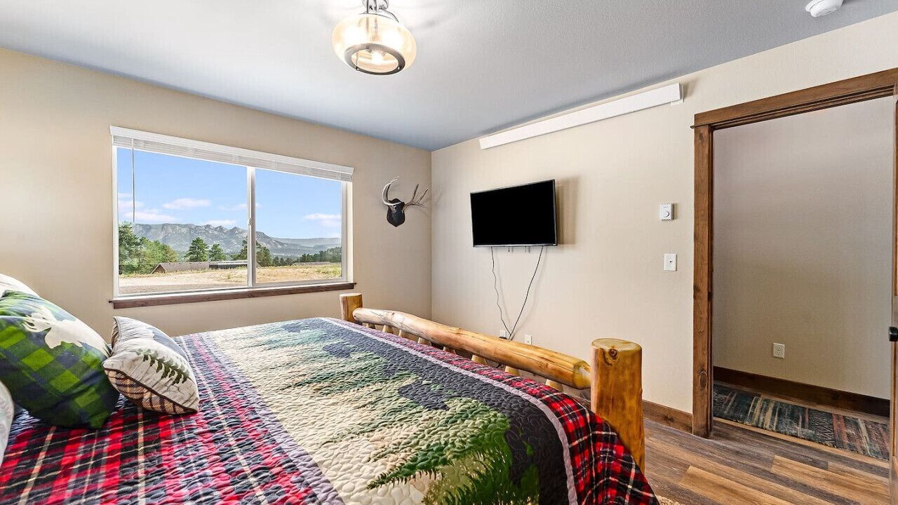 Photo of Bedroom in Estes Park