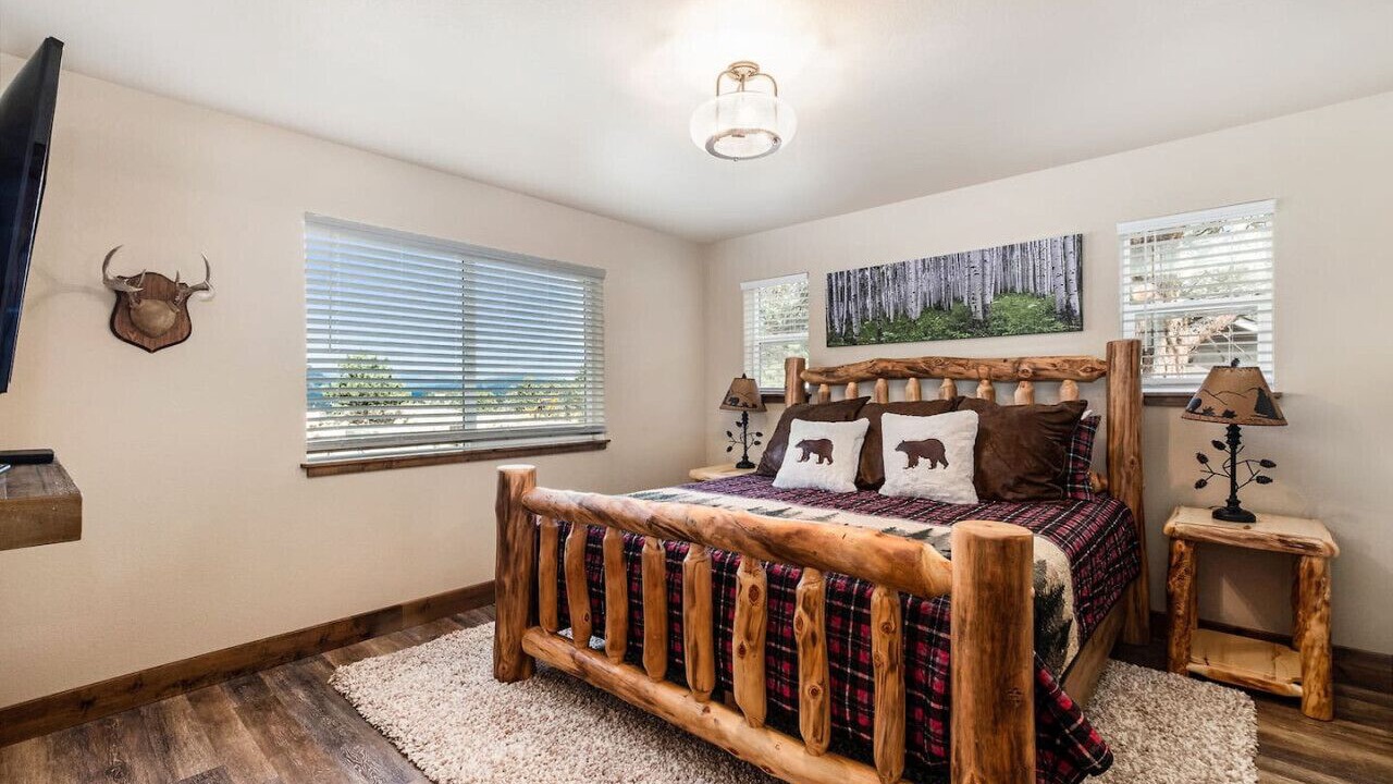 Photo of Bedroom in Estes Park
