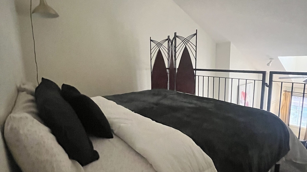 Photo of Bedroom in Uptown