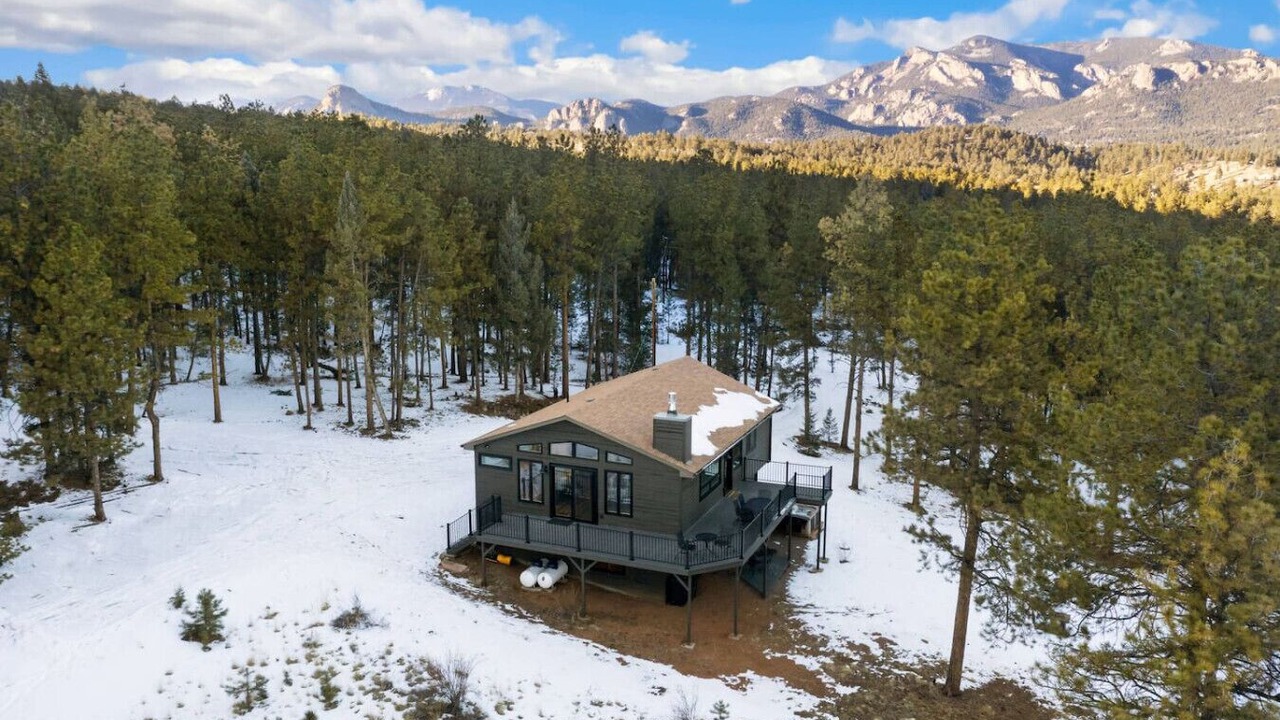 Photo of Outdoor in Pine