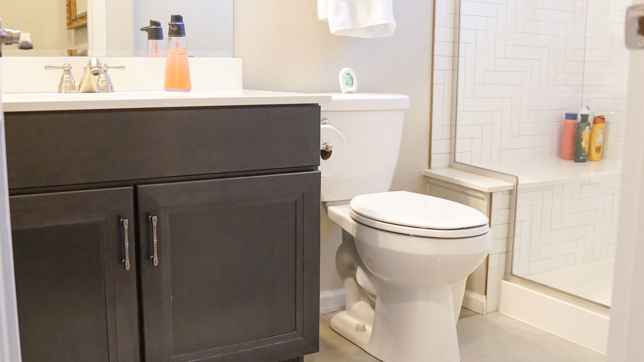 Photo of Bathroom in Lakewood