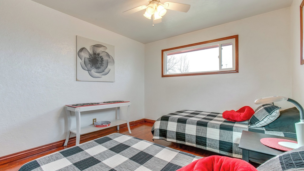 Photo of Bedroom in Twin Lakes