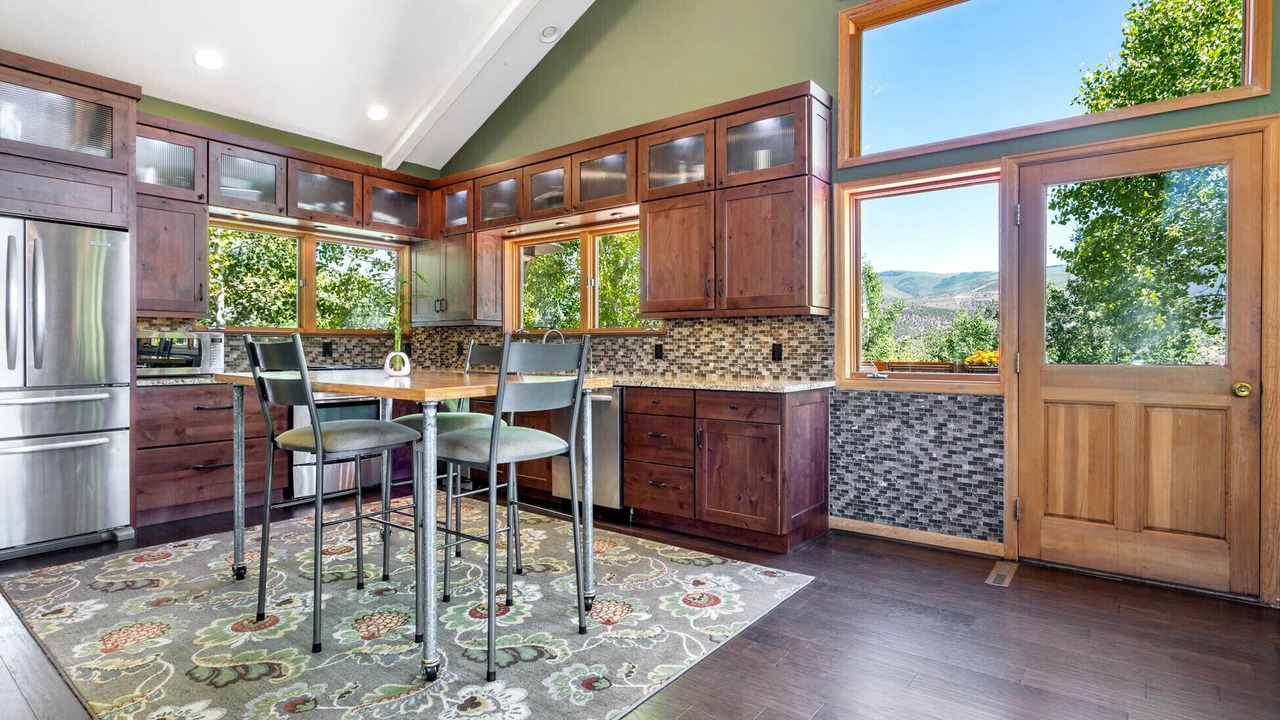 Photo of Kitchen in Edwards