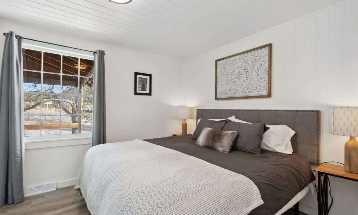 Photo of Bedroom in Allenspark