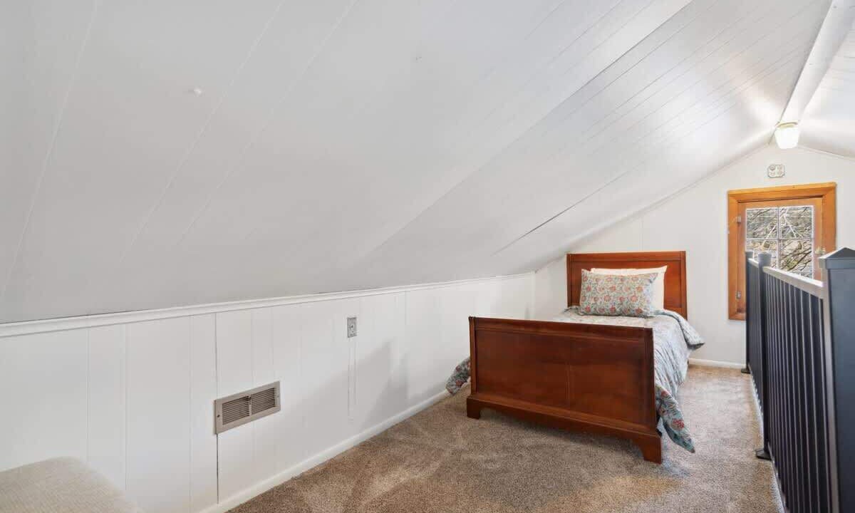 Photo of Bedroom in Allenspark