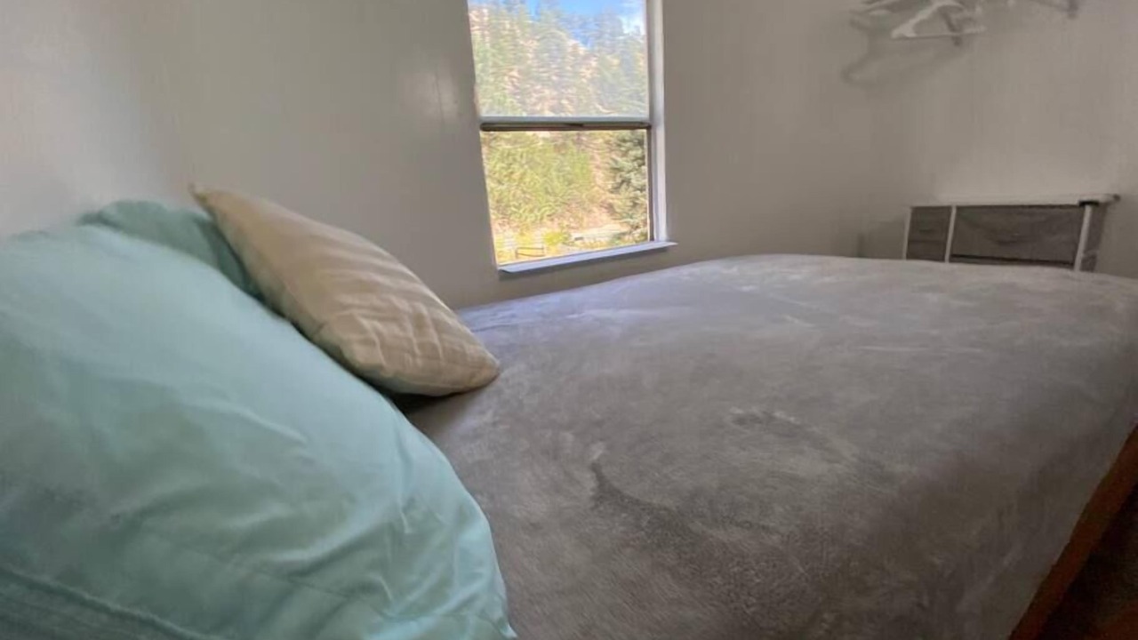 Photo of Bedroom in Coal Creek Canyon