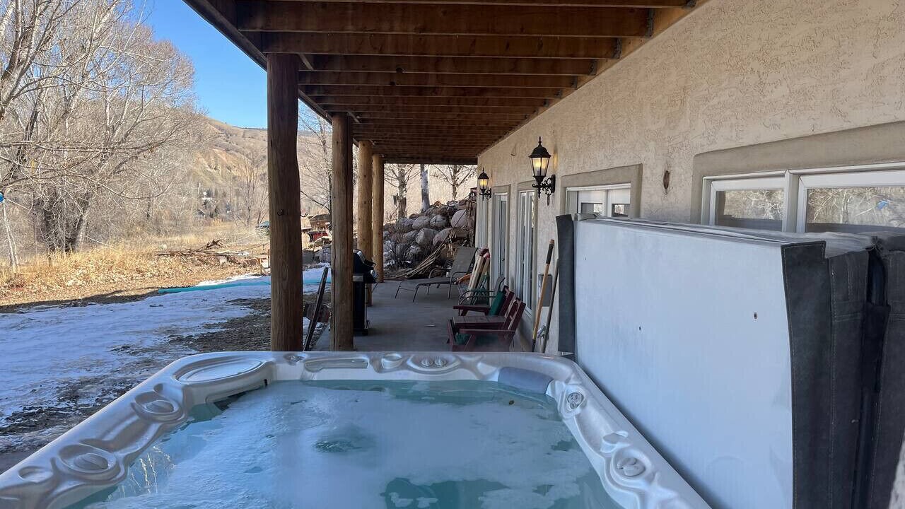 Photo of Outdoor in Gypsum