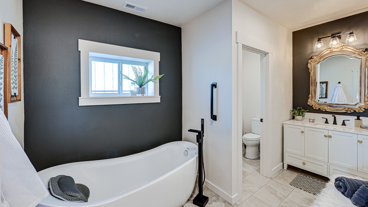 Photo of Bathroom in Craig