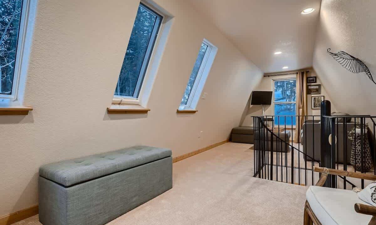 Photo of Bedroom in Shadow Mountain