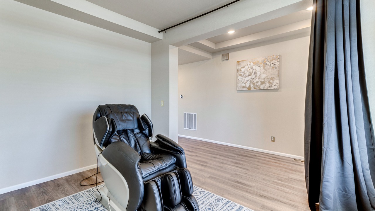 Photo of Bedroom in Aurora