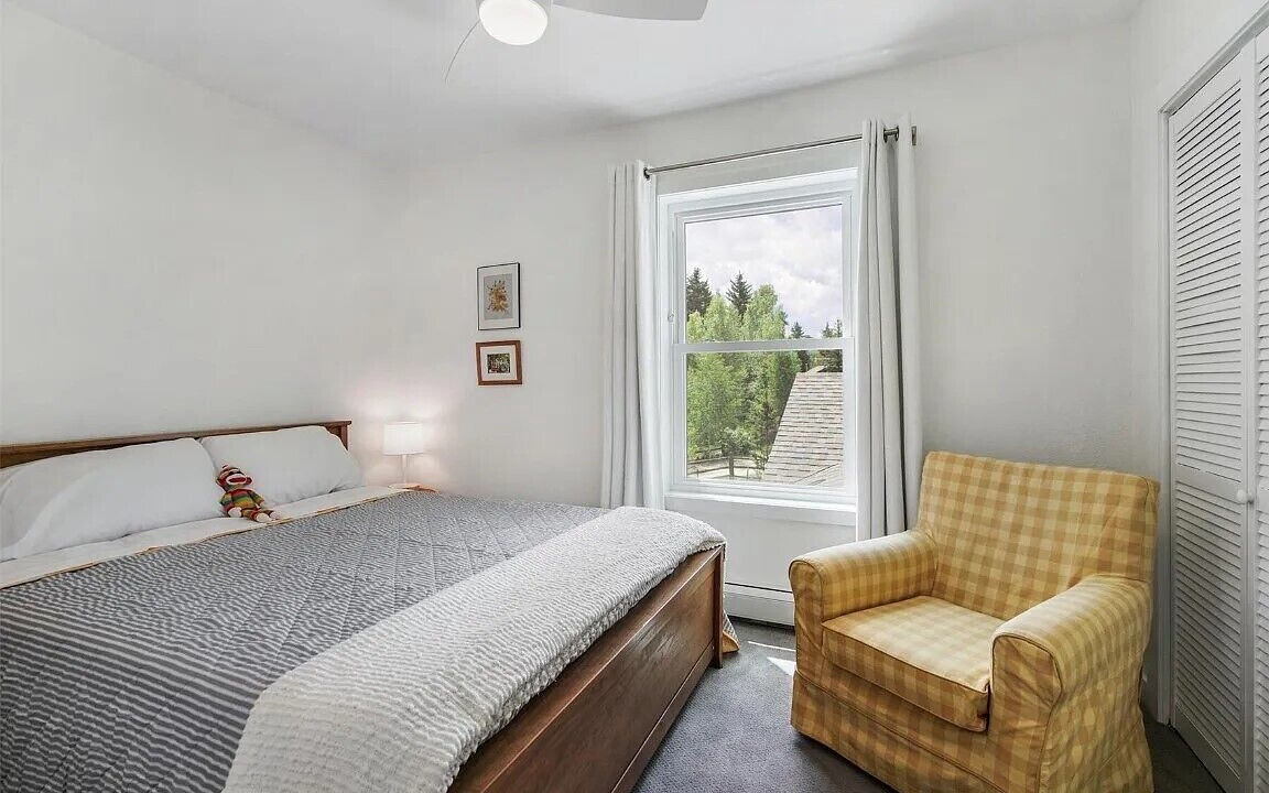 Photo of Bedroom in Willow Grove