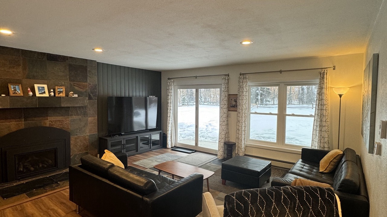 Photo of Livingroom in Willow Grove