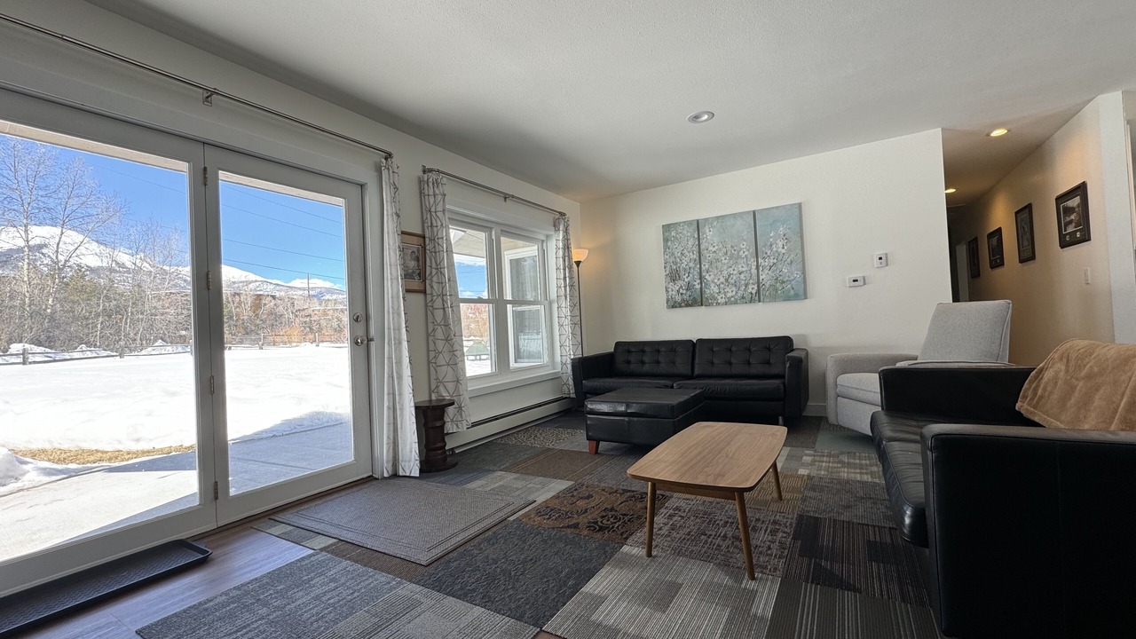 Photo of Livingroom in Willow Grove