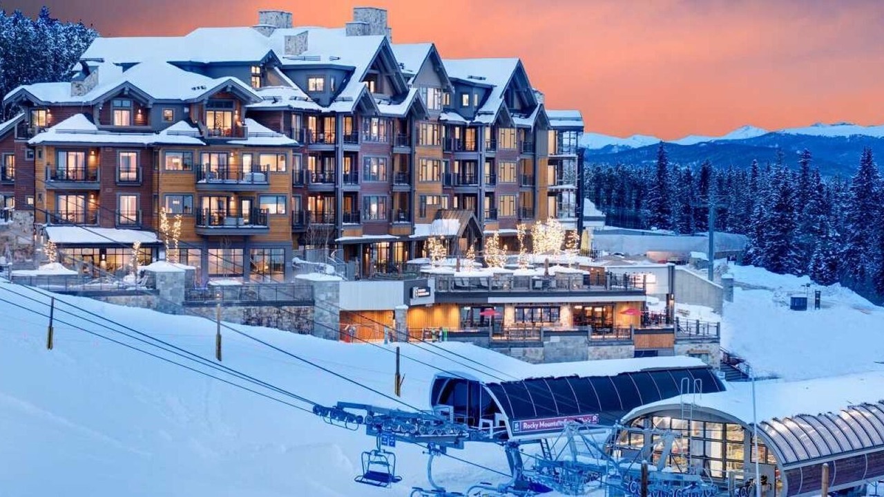 Photo of Outdoor in Peak 8