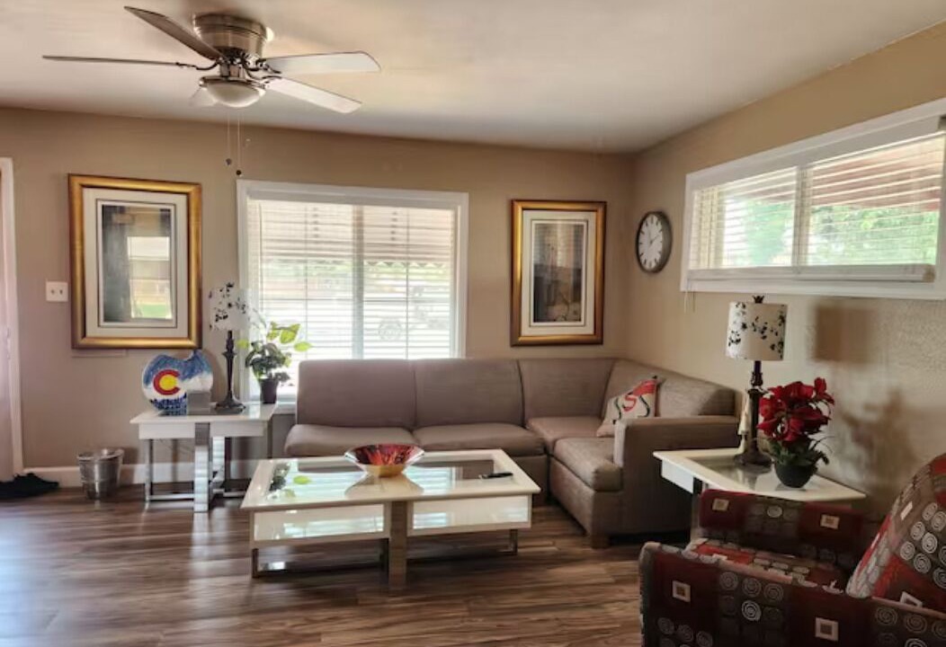 Photo of Livingroom in Twin Lakes