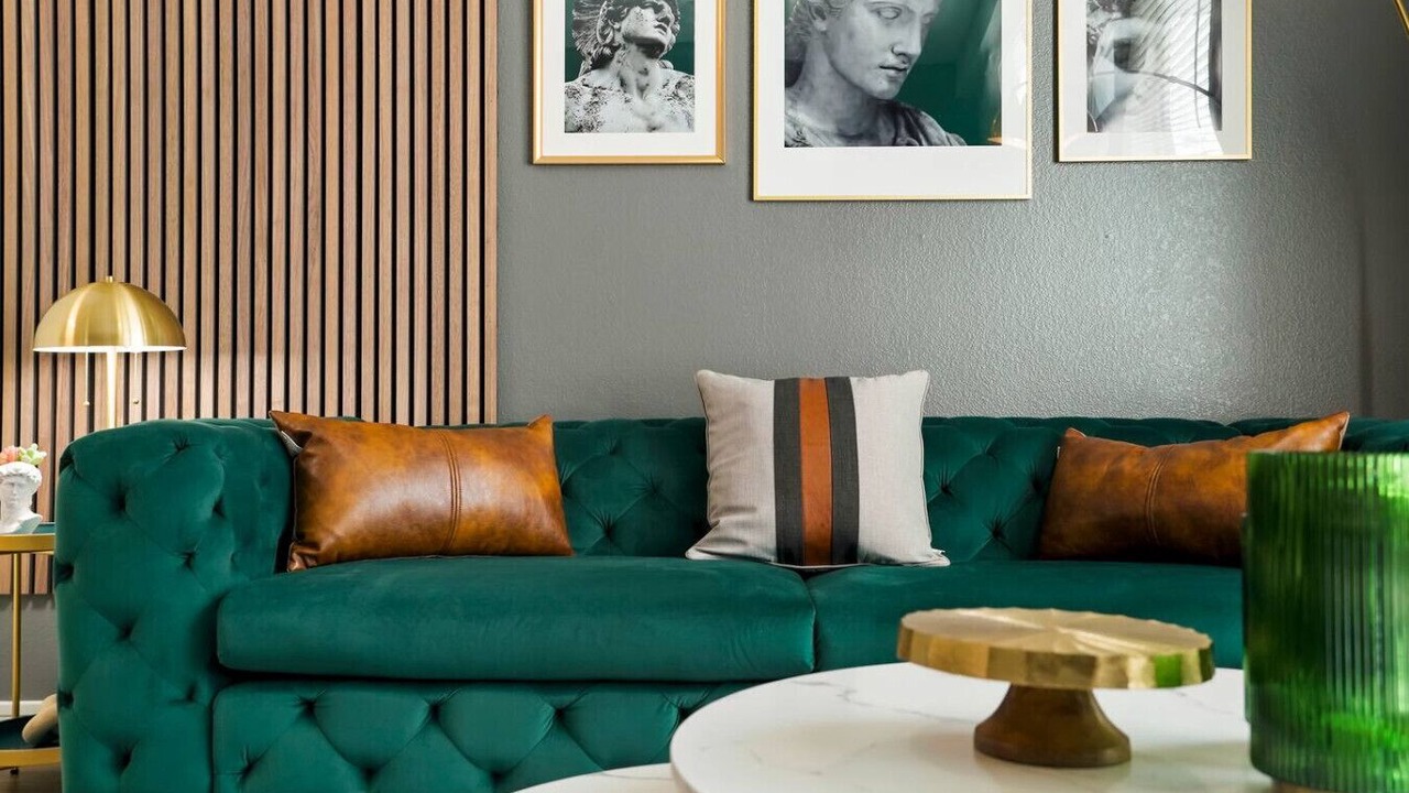 Photo of Livingroom in Five Points